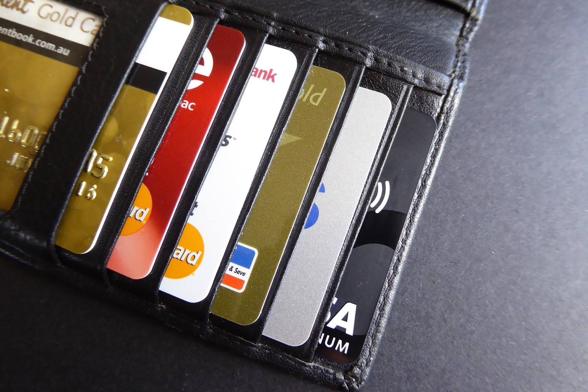 Credit Card Debt Consolidation: Pros and Cons